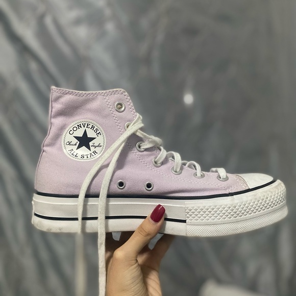 Converse Shoes - Size 8 Lilac Platform Converse